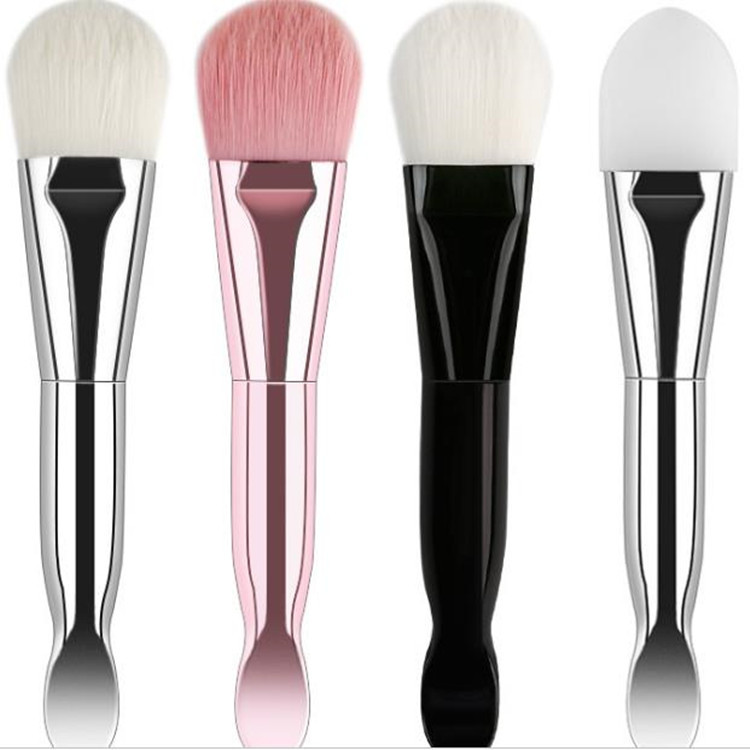 Waarom zijn cosmetische borstels essentieel voor een vlekkeloze make -uptoepassing?